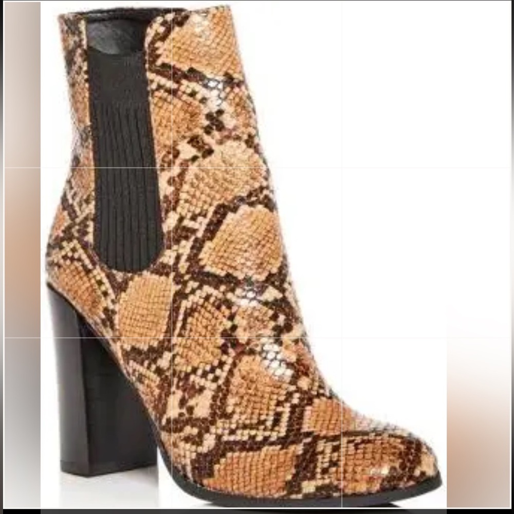 Kenneth Cole Brown and Black Heeled Boots with Chunky Heel snake